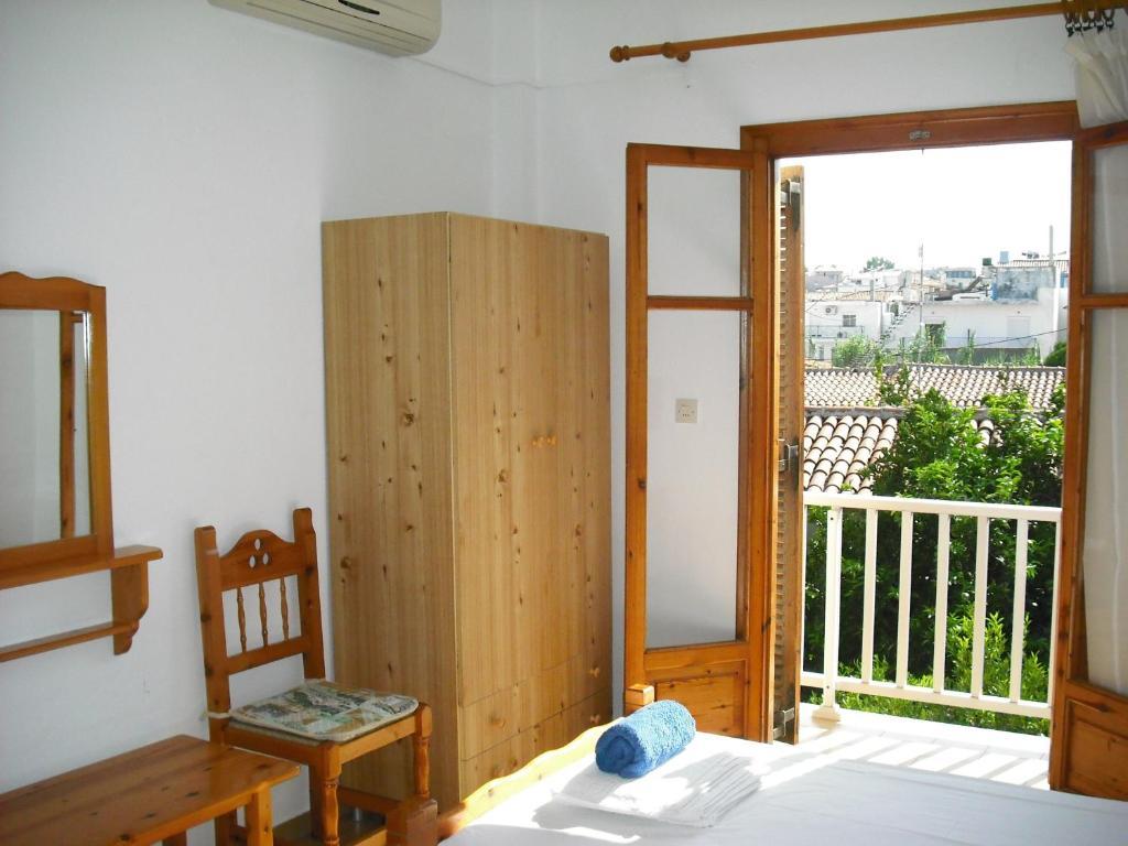 Anastasis Rental Rooms Скіатос Номер фото